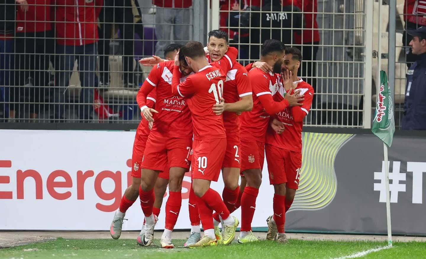 Coupe CAF : Le CR Belouidad tient son résultat devant Singida Black Stars (mi-temps)