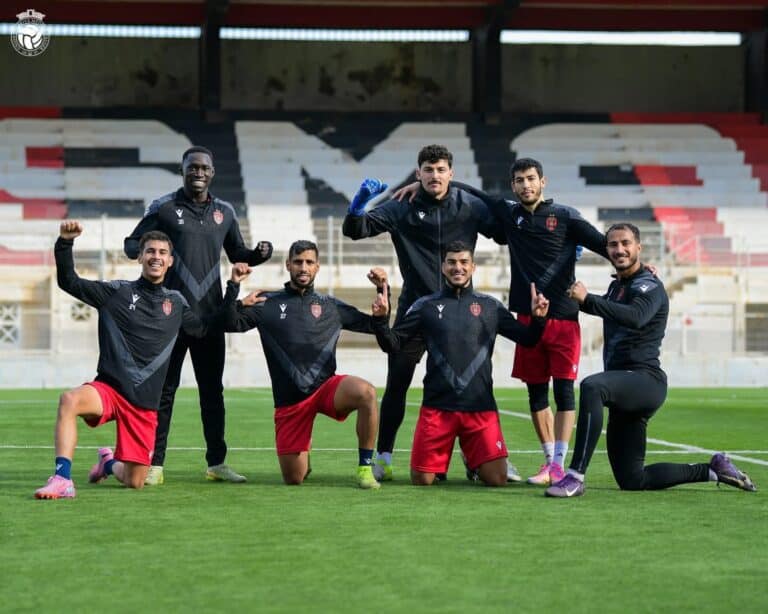 L'USM Alger est tenue en échec par le FC San Pedro