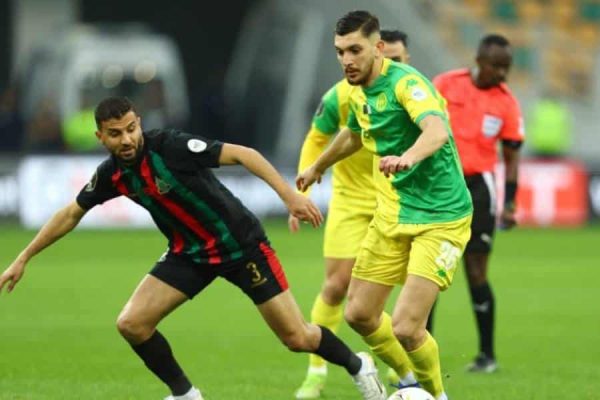 Ligue des champions CAF : L&rsquo;AS FAR et la JSK dos à dos à la pause