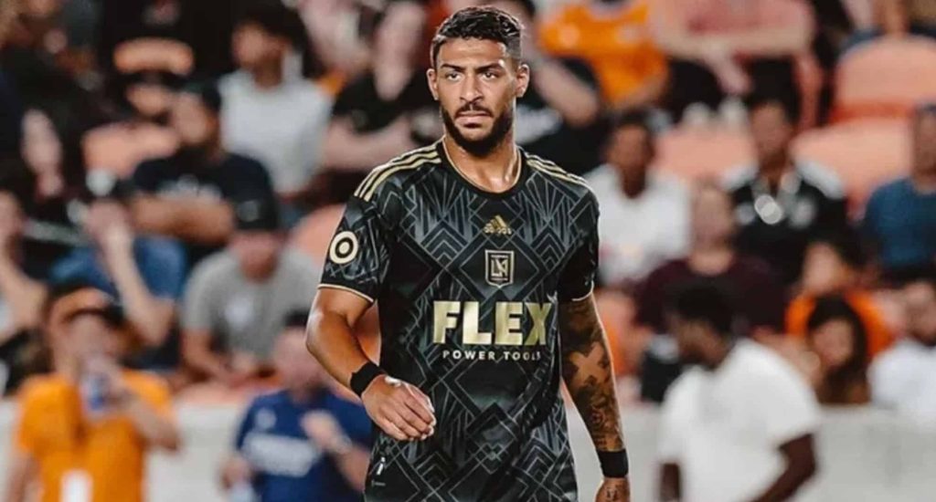 Denis Bouanga