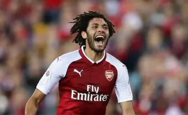 Меркато : Аль-Ахли опровергает любые контакты с Мохамедом Эльнени