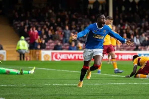 Fashion Sakala : L&rsquo;attaquant zambien intéresse un club de Ligue 1